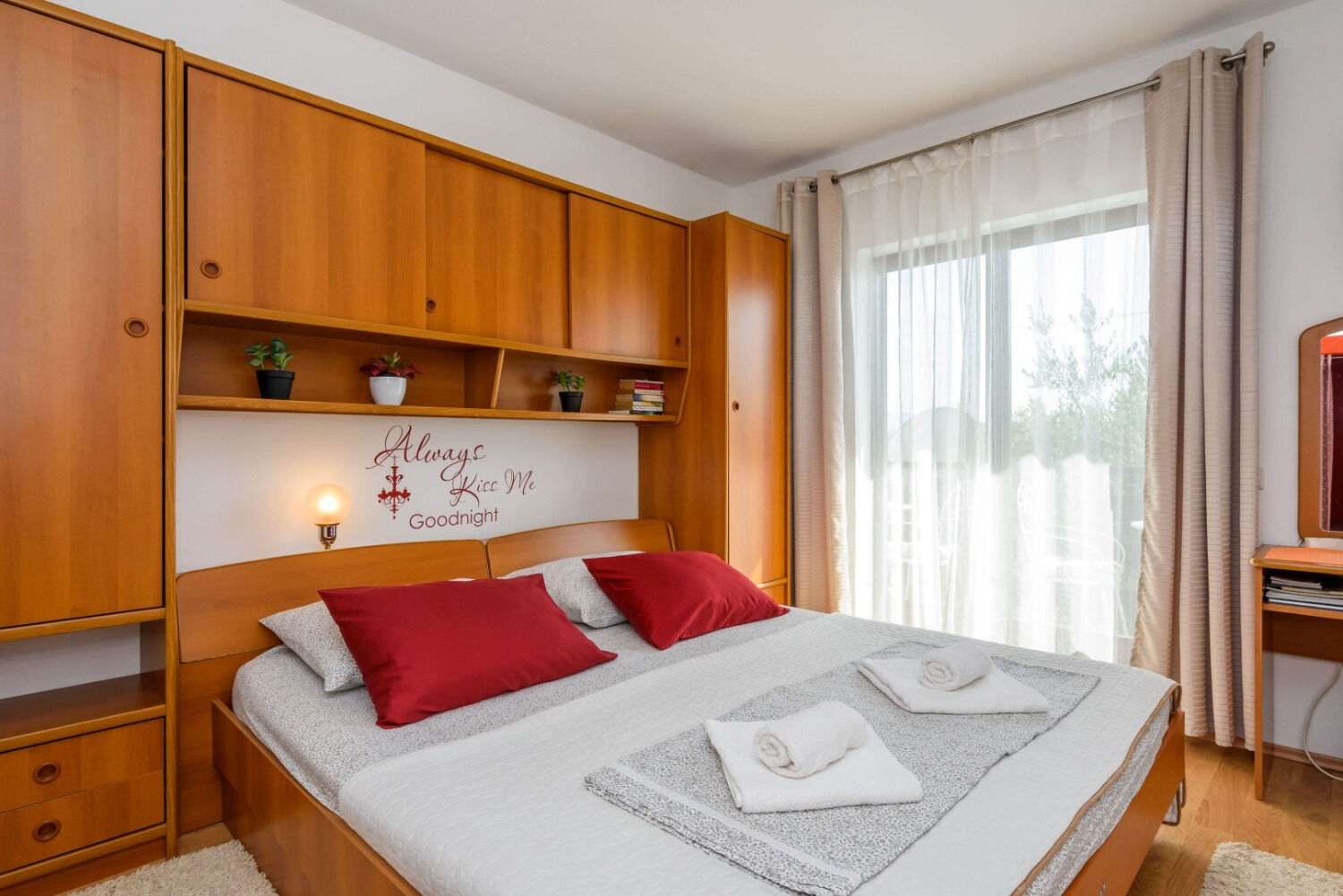 Apartments Goge 102321-A1
