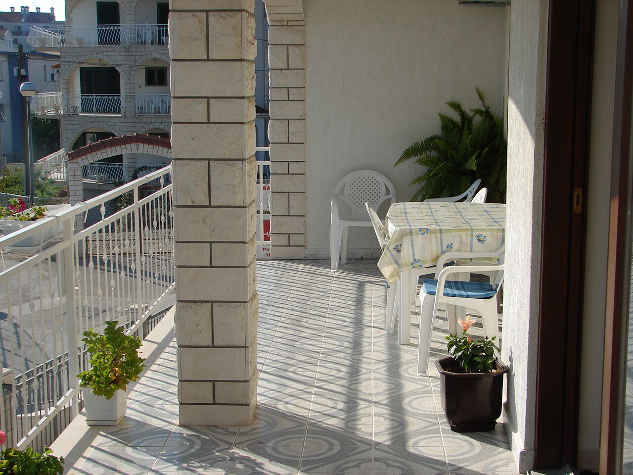 Apartments Tone 102341-A1