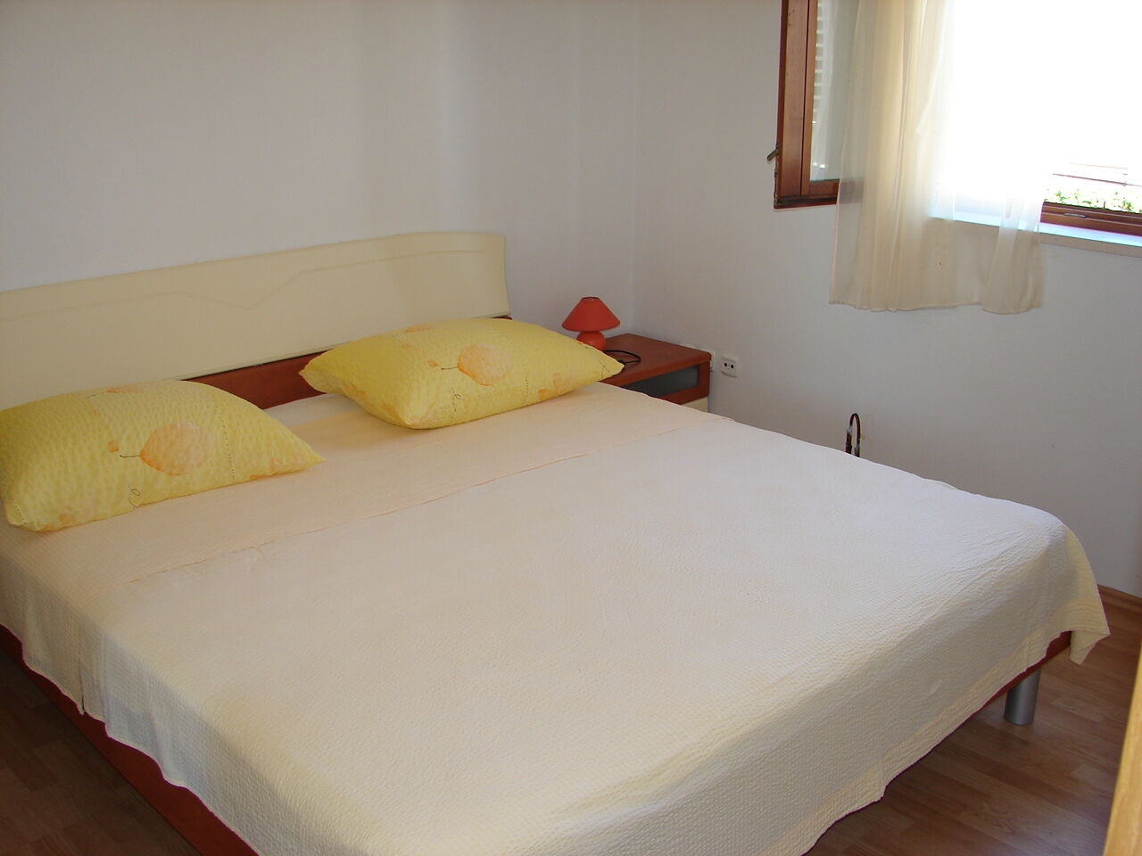 Apartments Tone 102341-A1