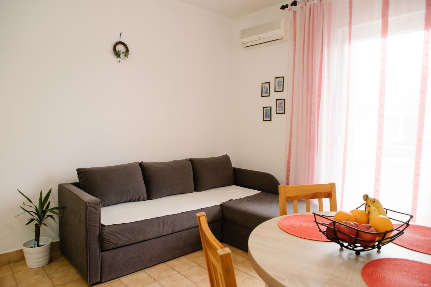 Apartments Petri 102351-A3