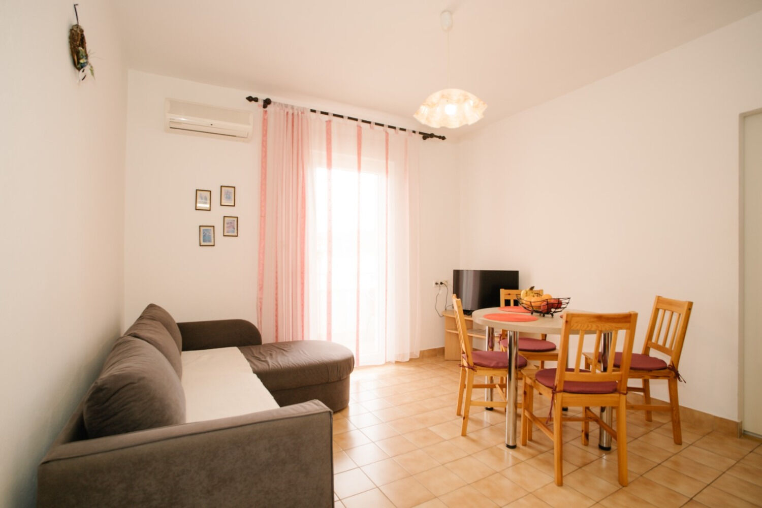 Apartments Petri 102351-A3