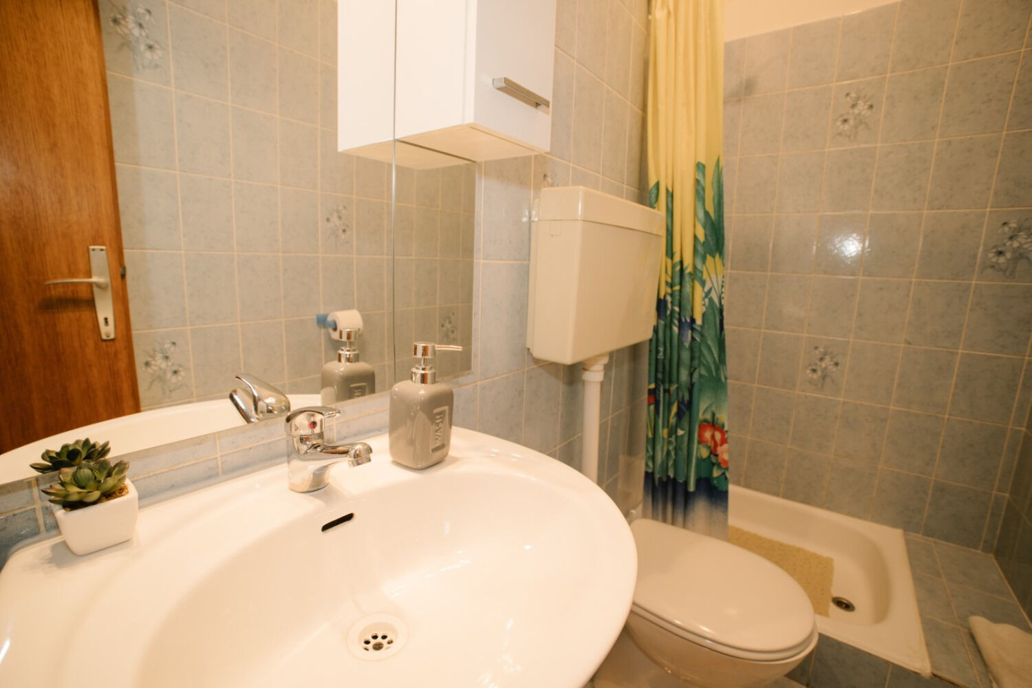 Apartments Petri 102351-A3