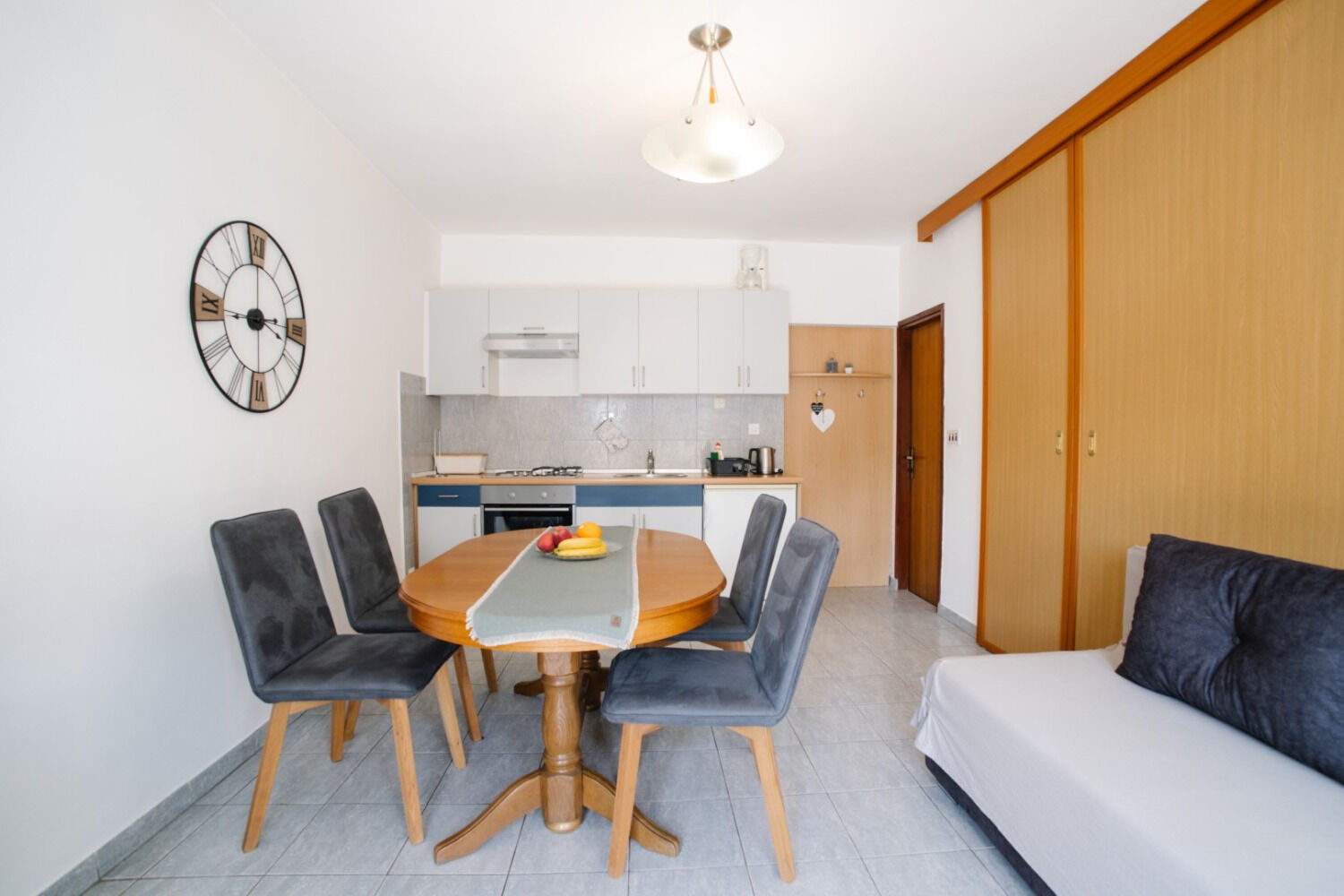 Apartments Petri 102351-A1
