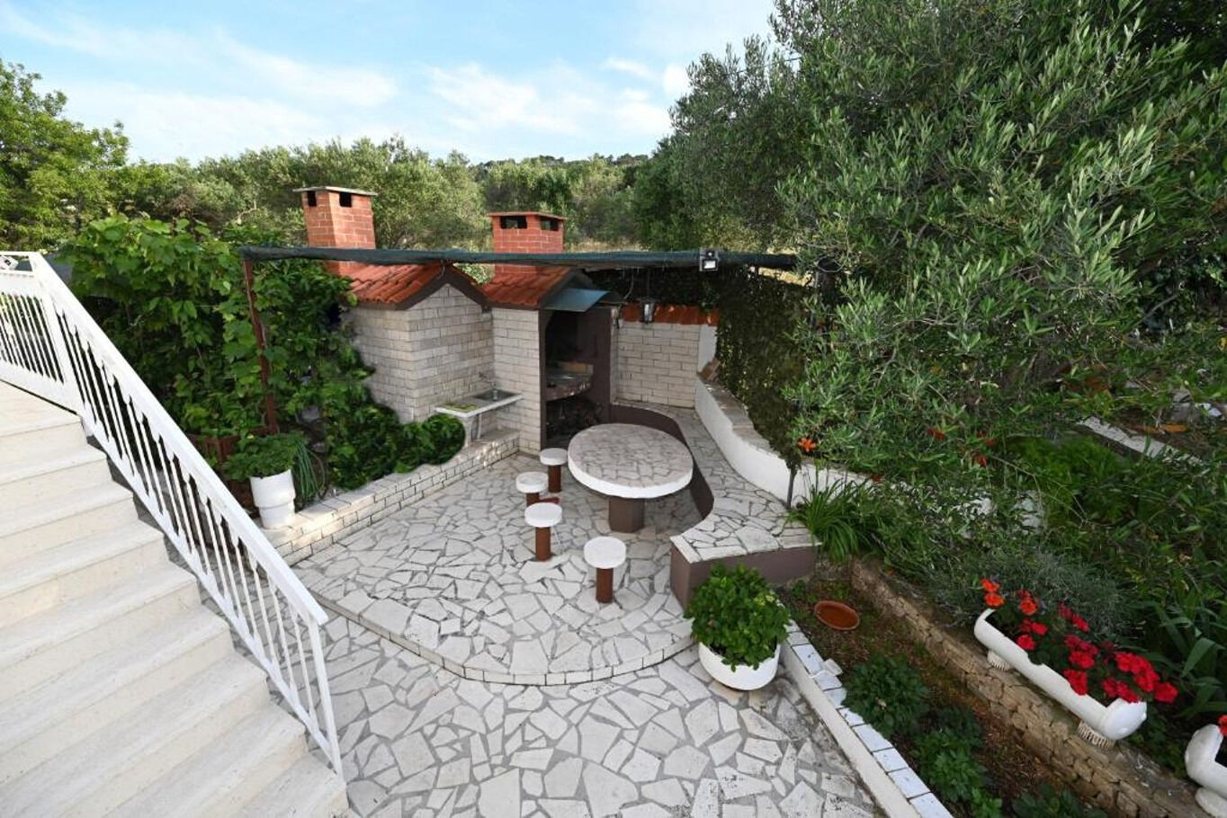 Apartment Mihovilovic 102361-A2