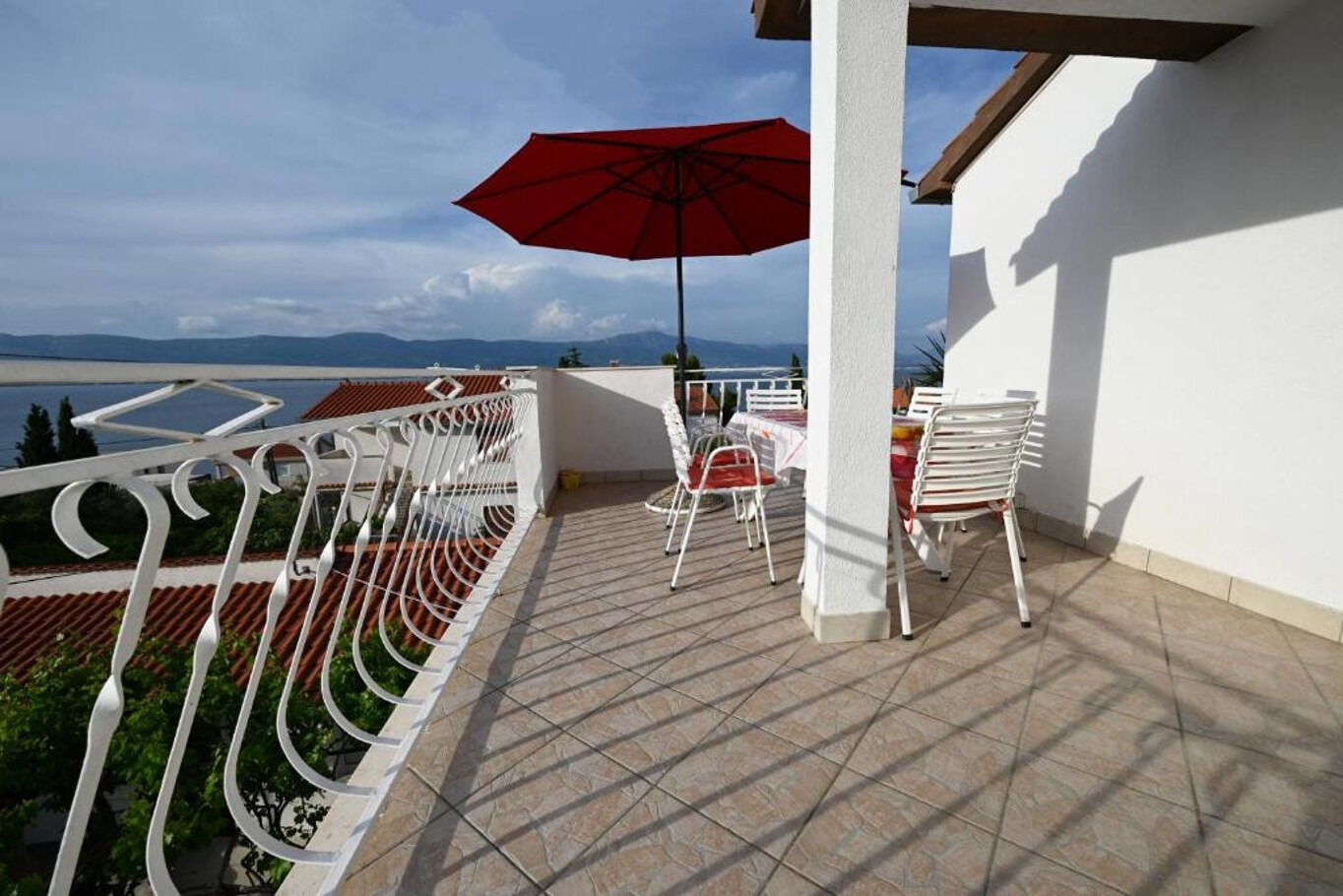 Apartment Mihovilovic 102361-A3