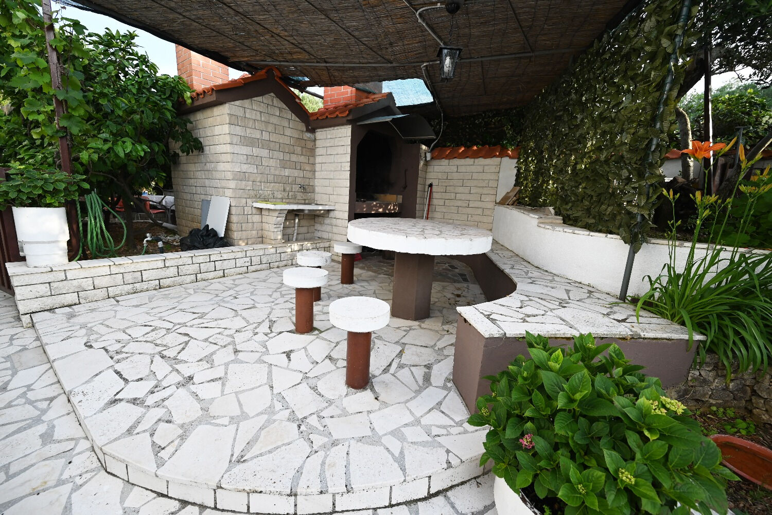 Apartment Mihovilovic 102361-A1