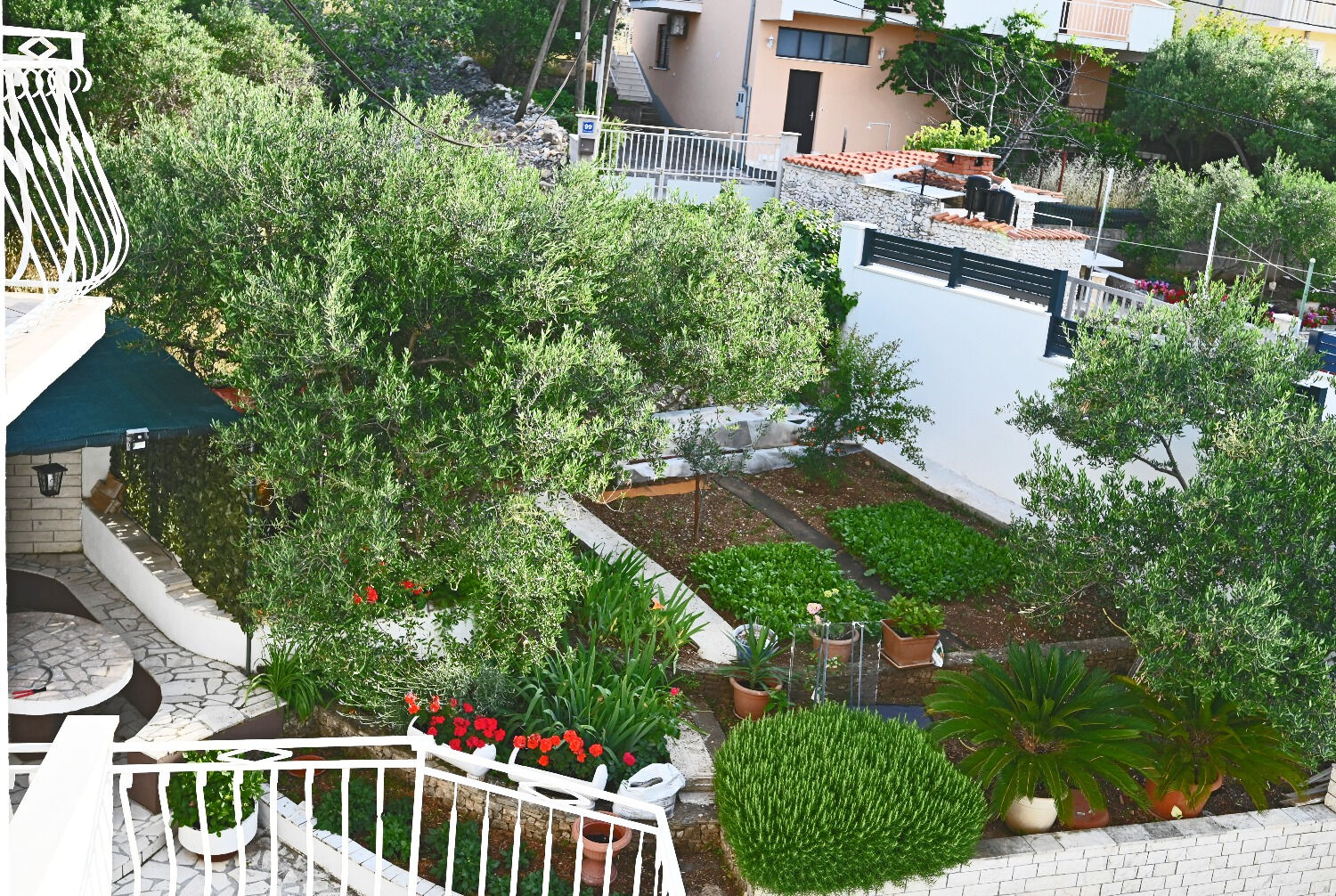 Apartment Mihovilovic 102361-A1