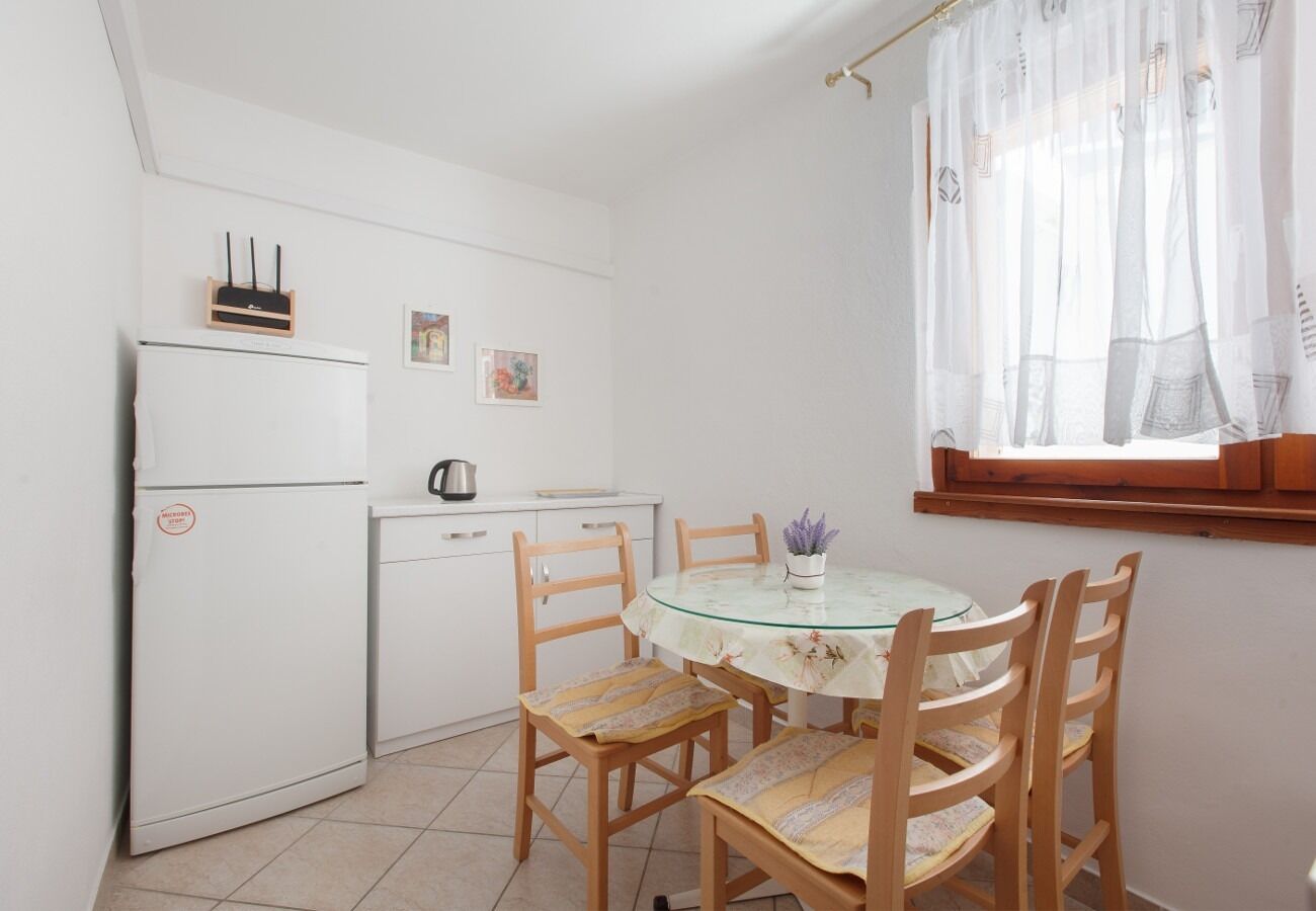 Apartment Ante M 10242-A1