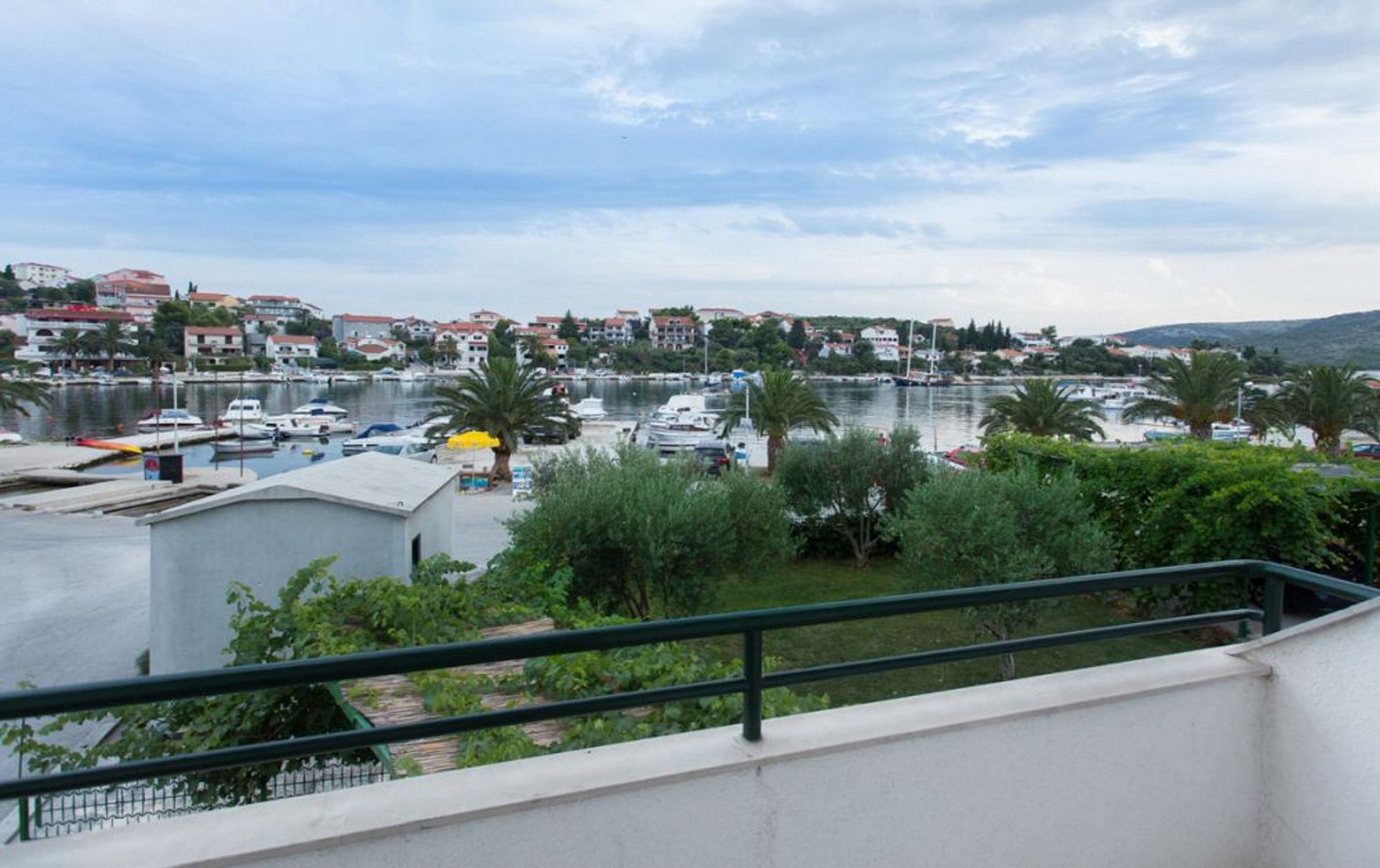 Apartment Mare 10243-A3