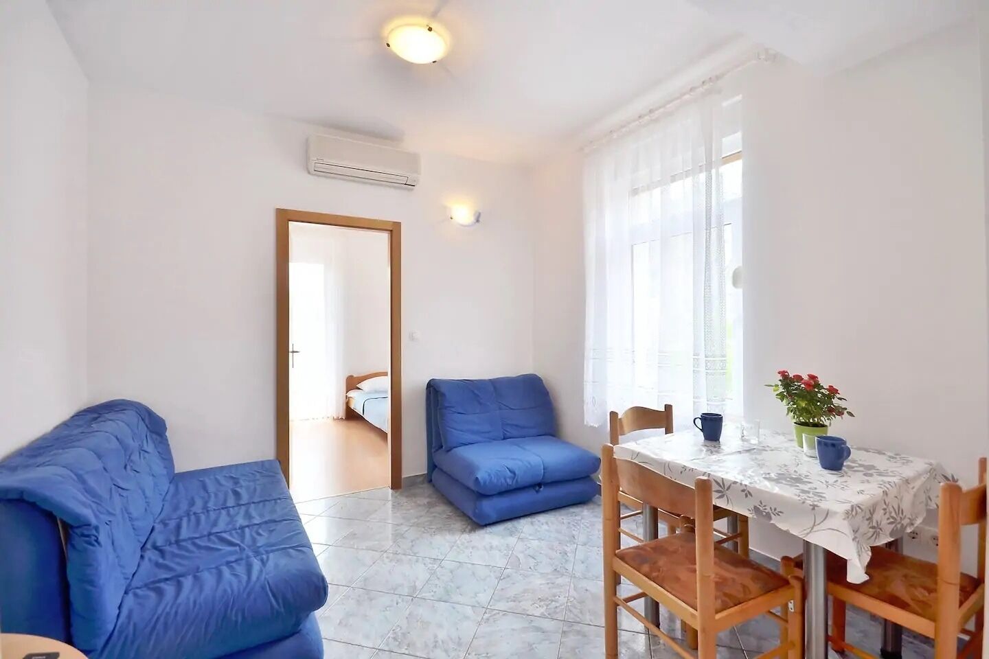 Apartment Toma 10246-A1