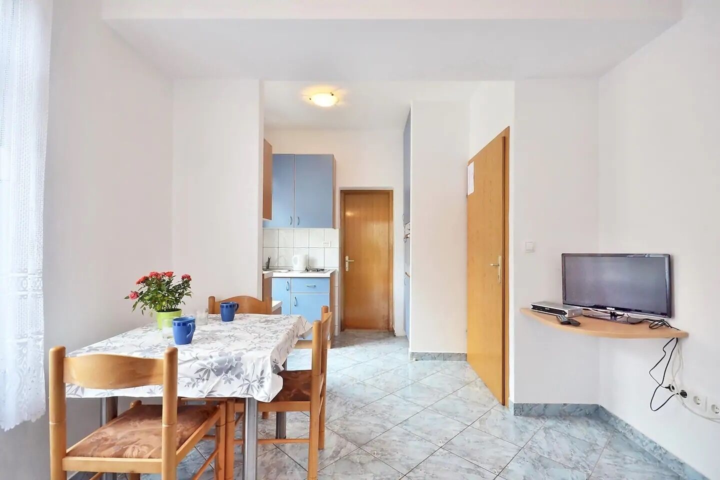 Apartment Toma 10246-A1