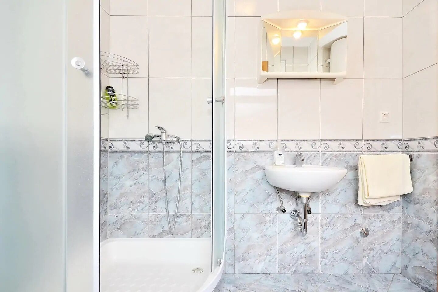 Apartment Toma 10246-A1