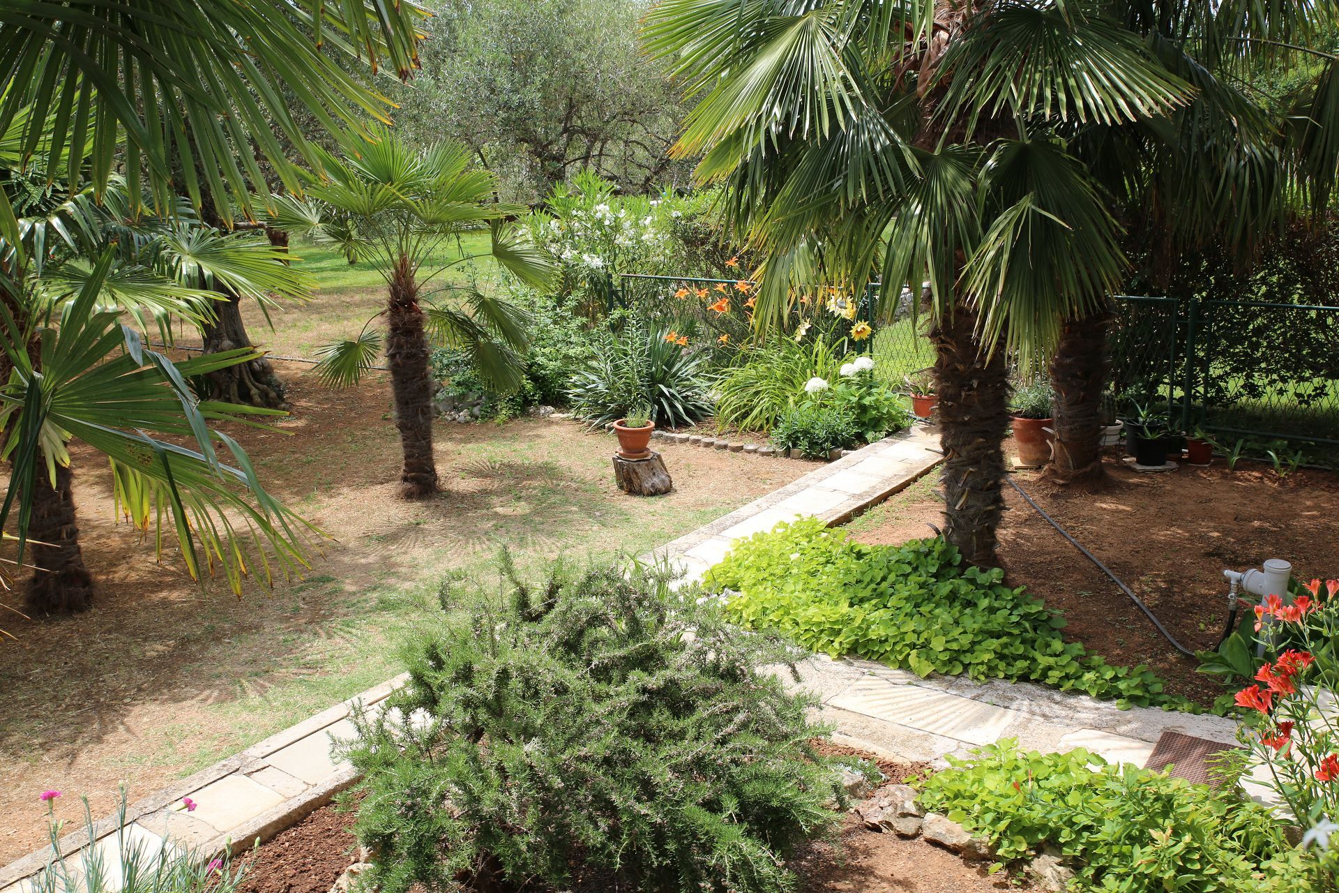 Apartments Araz 10253-A1