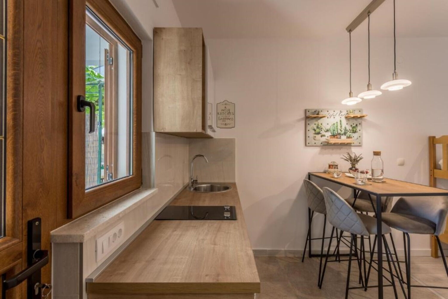 Apartments Nina 10258-A1