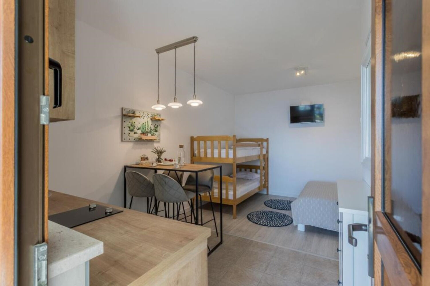 Apartments Nina 10258-A1