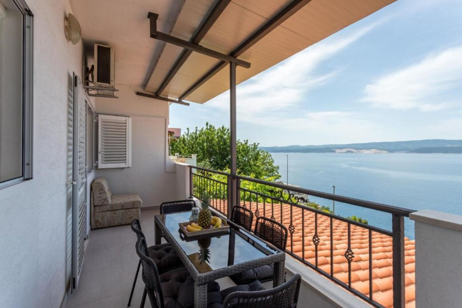 Apartments Nina 10258-A3