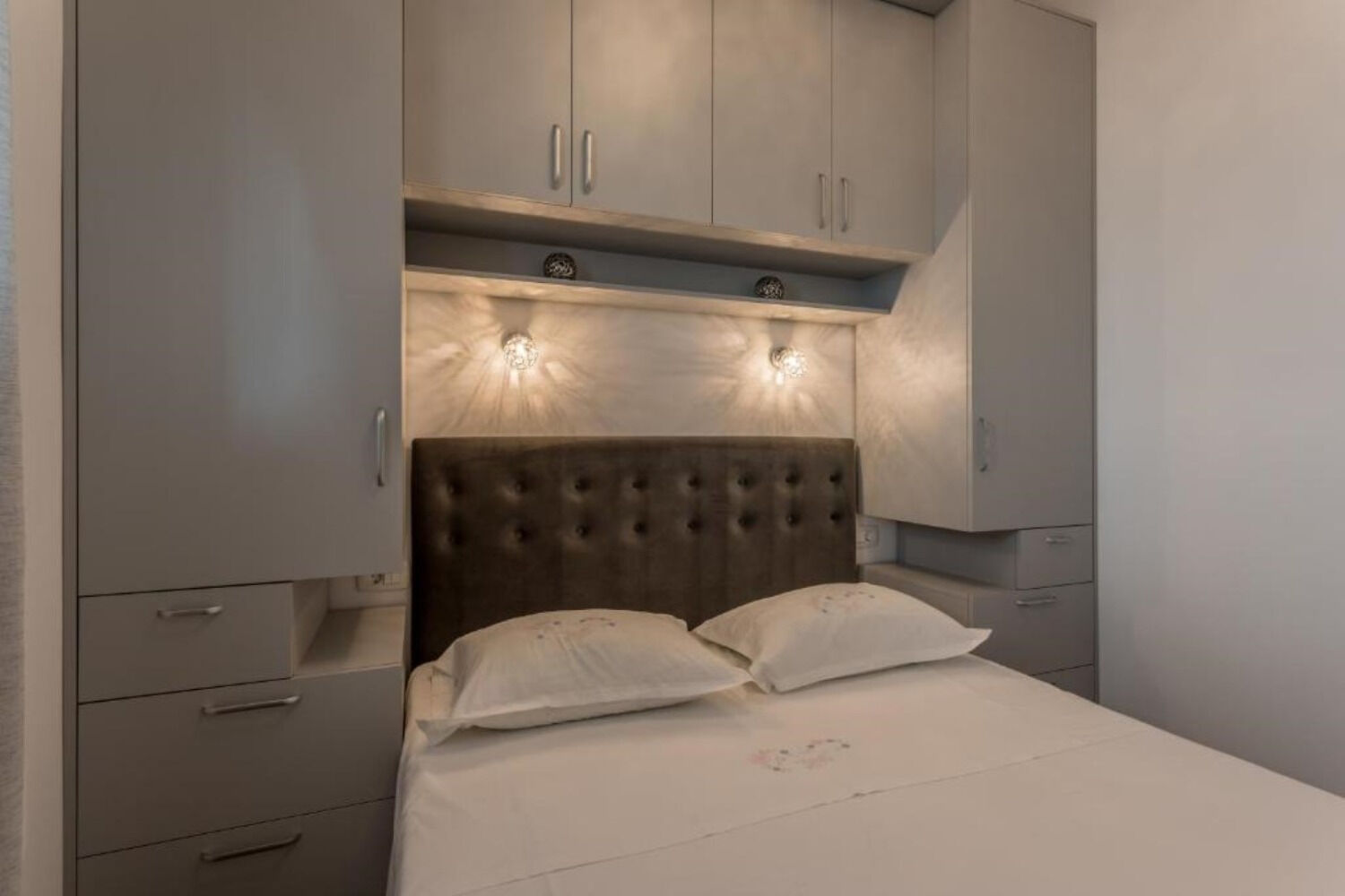 Apartments Nina 10258-A3