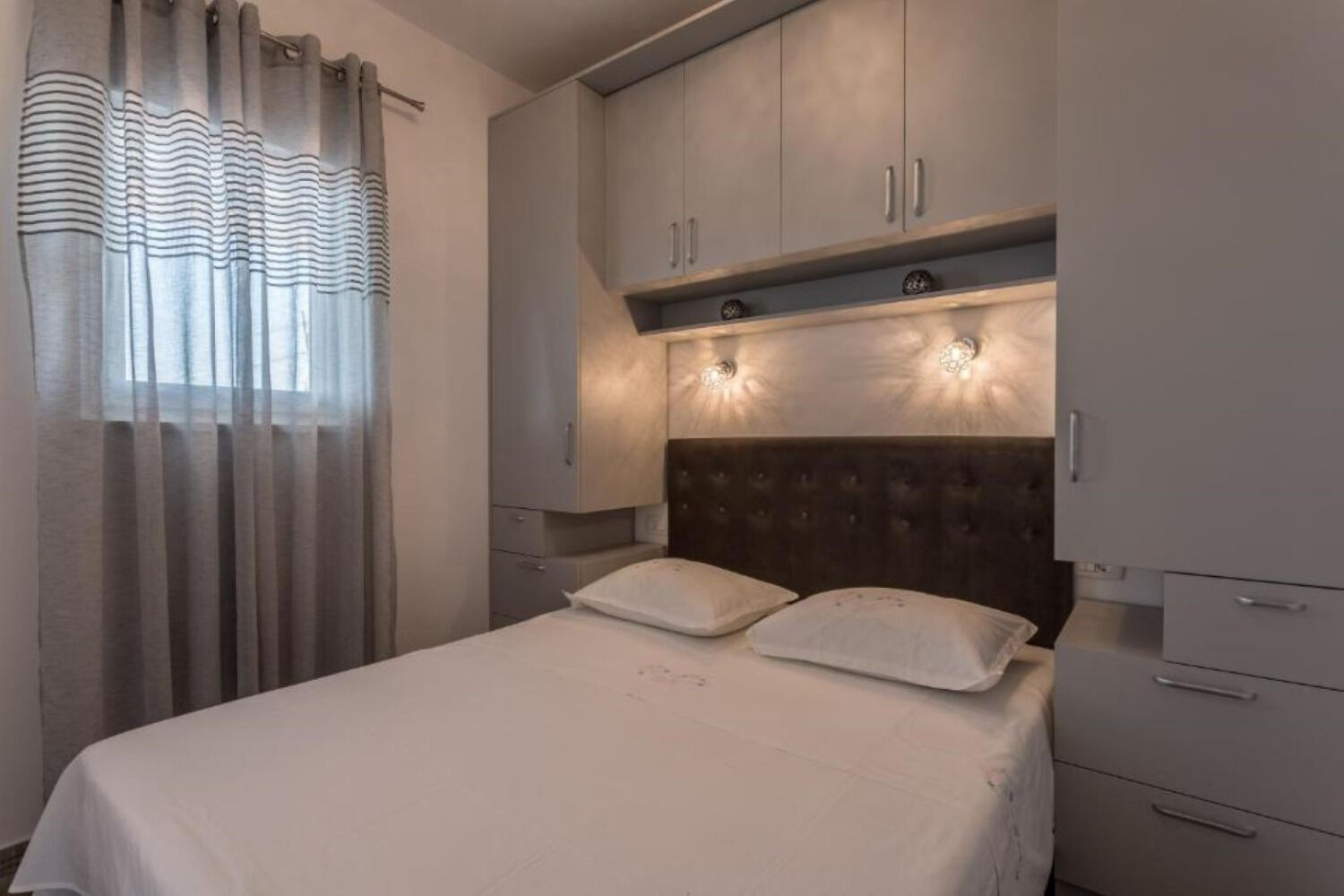 Apartments Nina 10258-A3