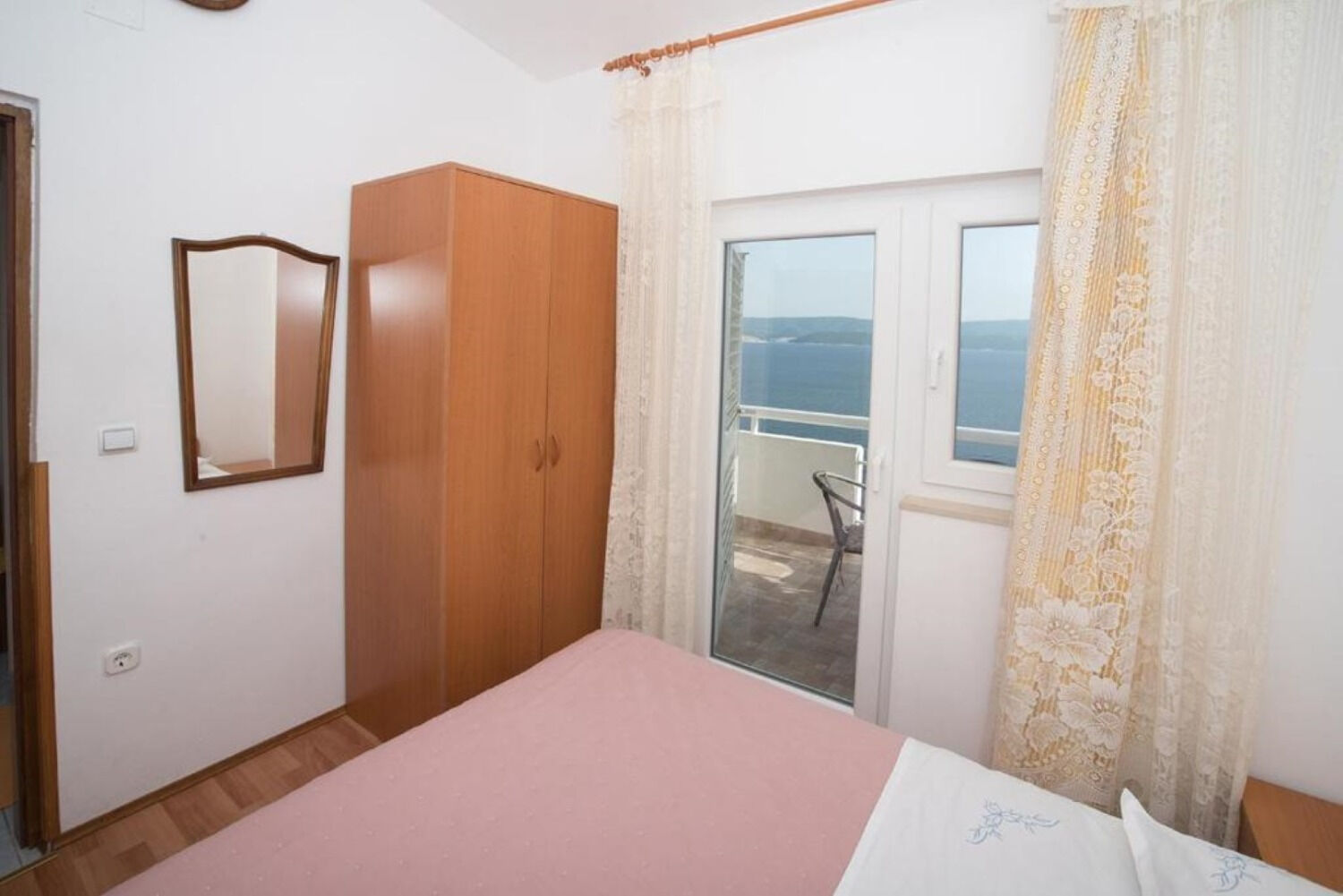 Apartments Nina 10258-A6