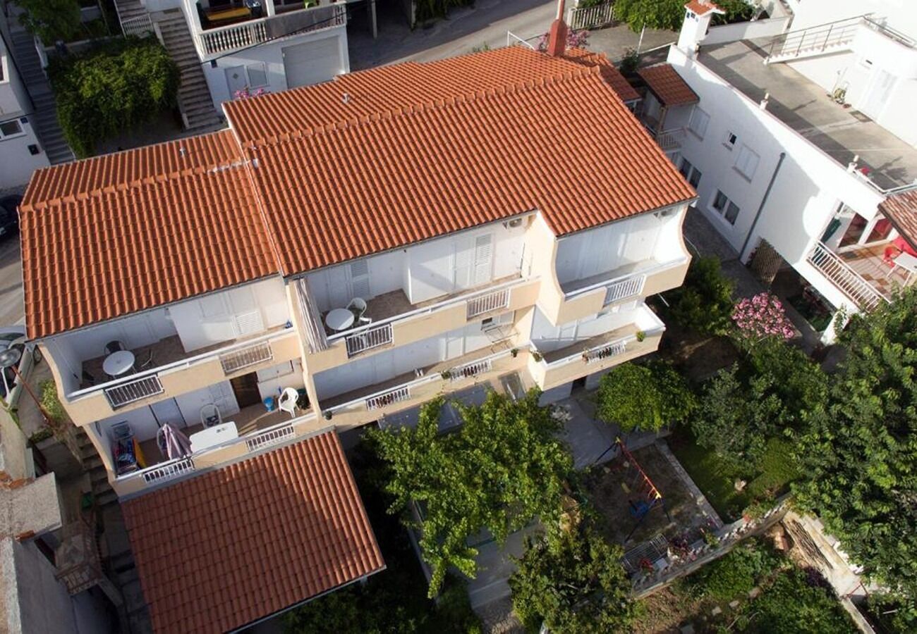 Apartments Nina 10258-A3