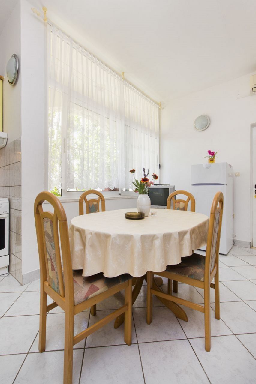 Apartments Vinko 102521-A1