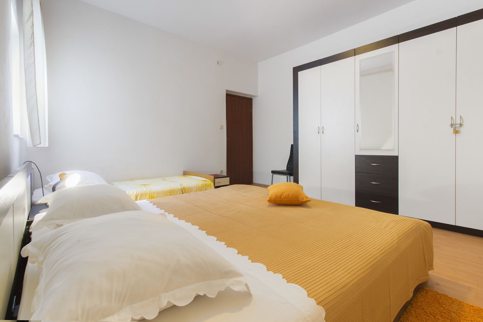 Apartments Vinko 102521-A1