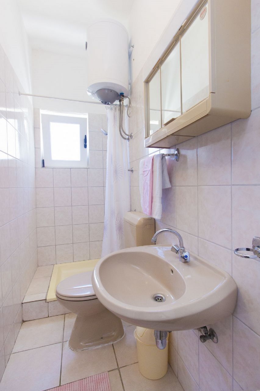 Apartments Vinko 102521-A1