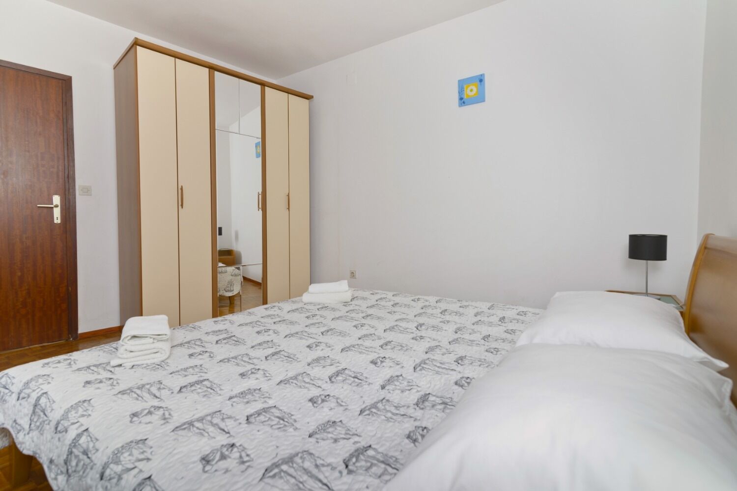 Apartments Ive 102551-A1