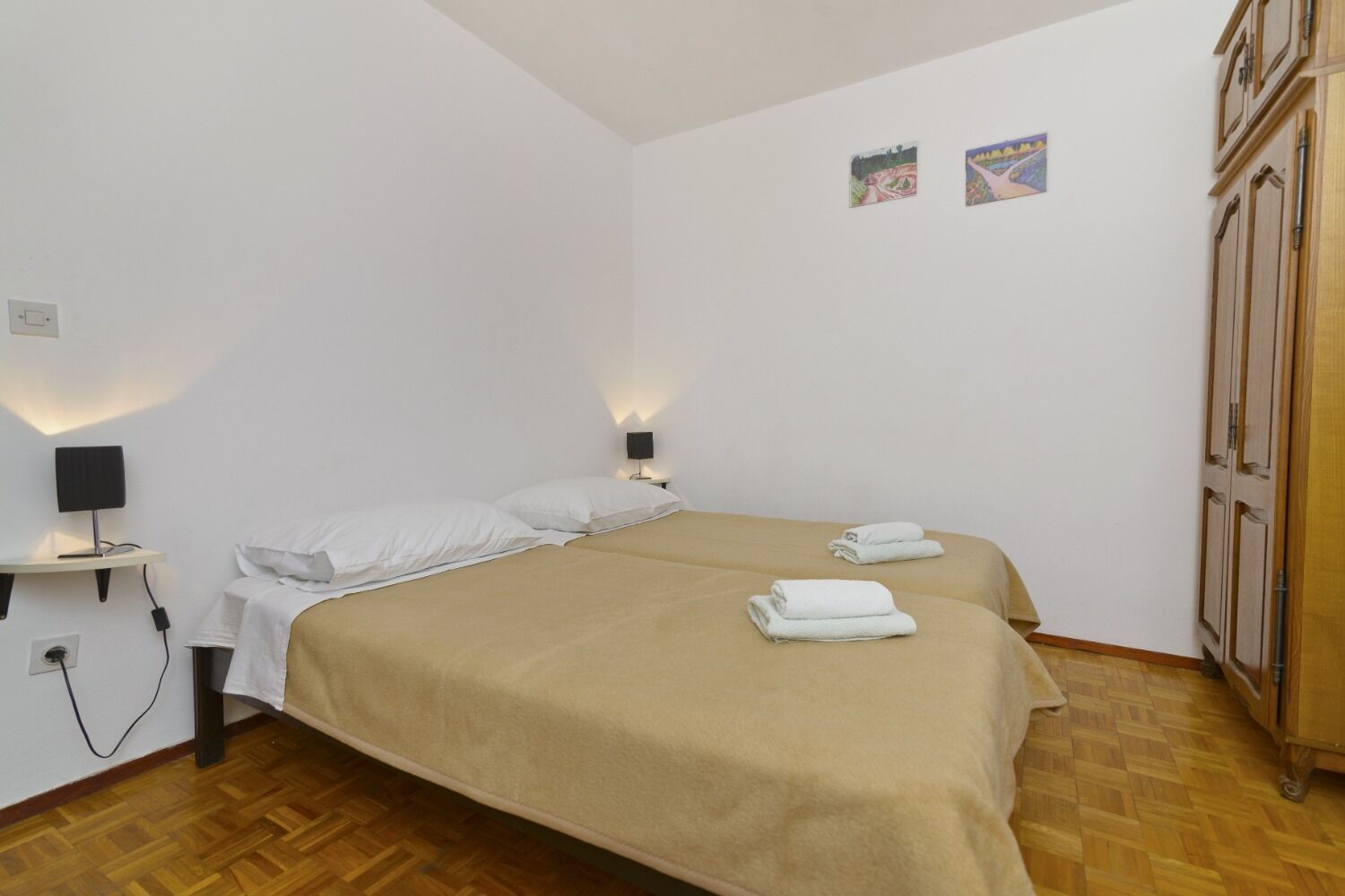 Apartments Ive 102551-A2