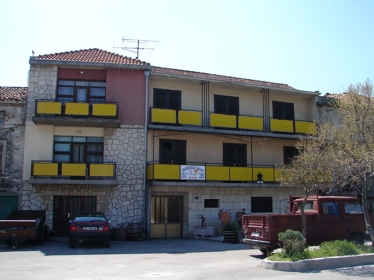 Apartments Ive 102551-A1