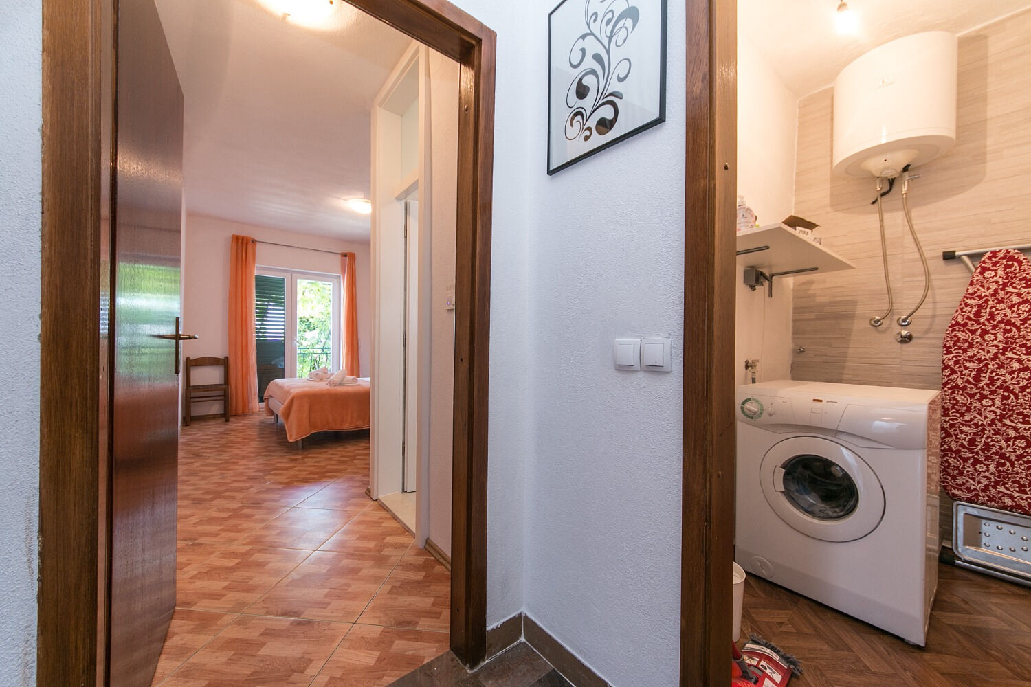 Apartments Robert 102611-A1