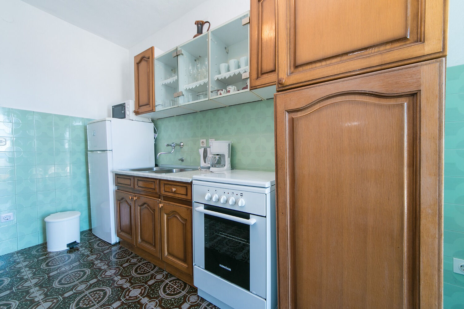 Apartments Robert 102611-A1