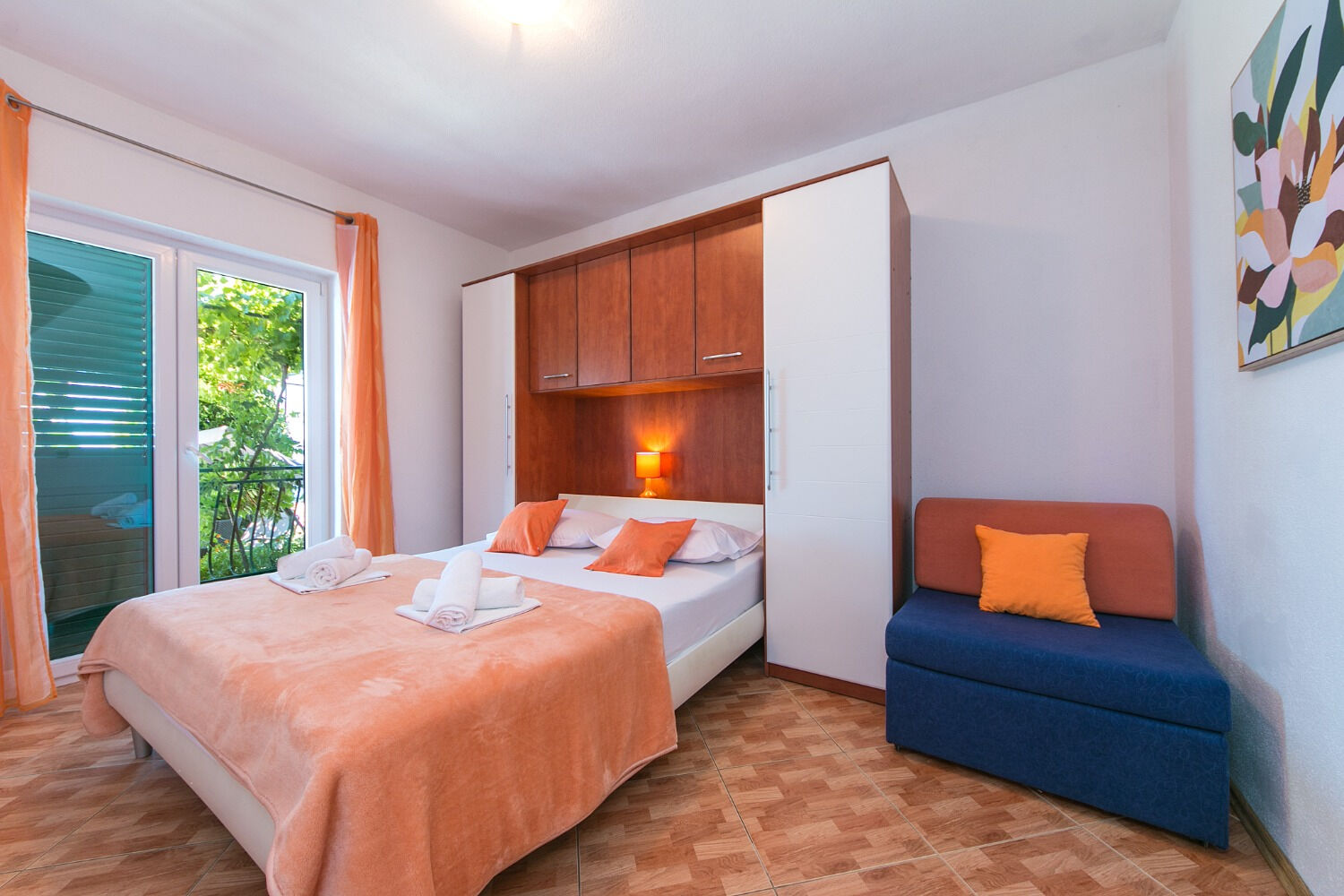 Apartments Robert 102611-A1