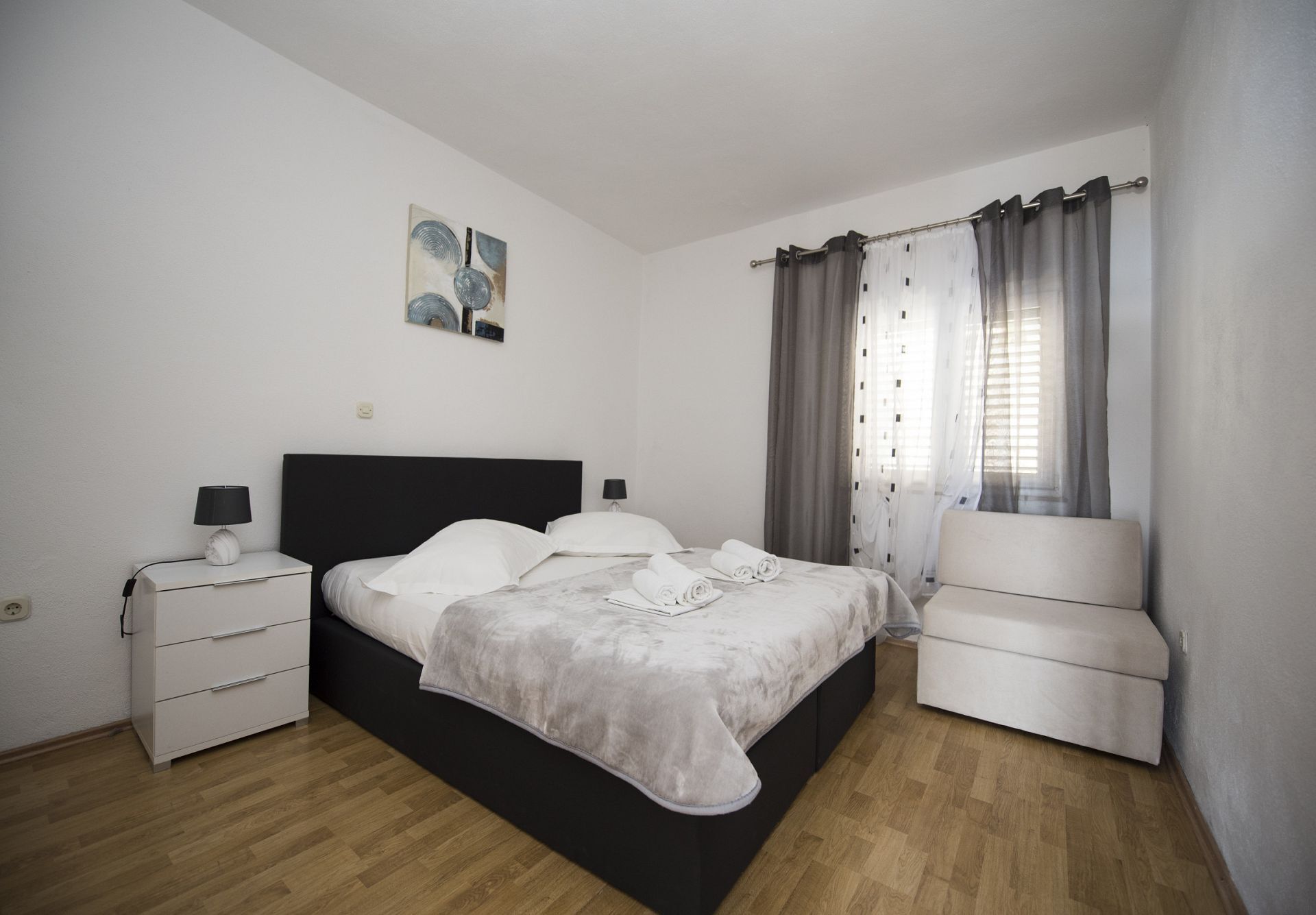 Apartments Robert 102611-A2