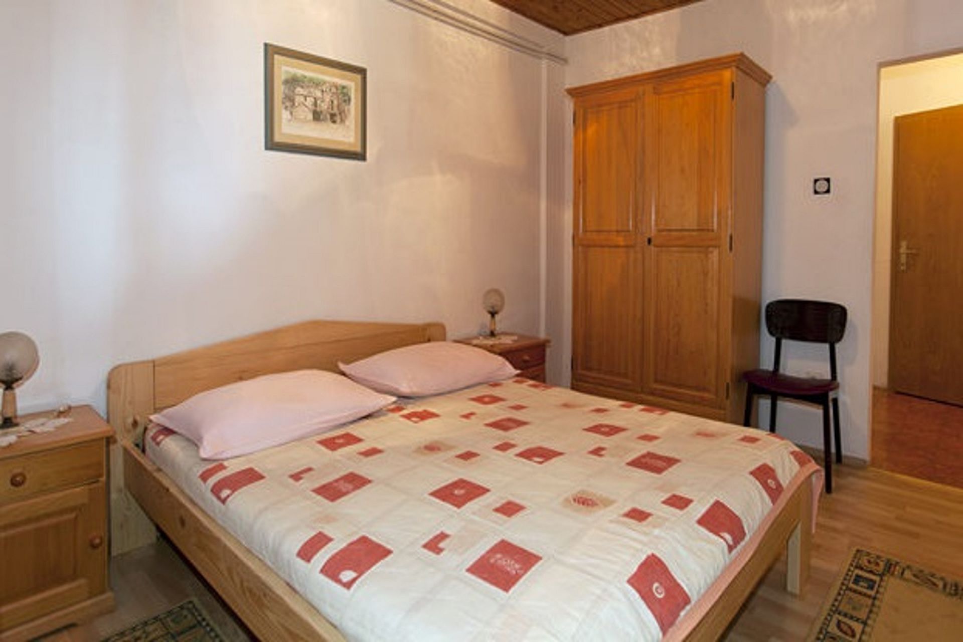 Apartments and Rooms Roza 102651-A1