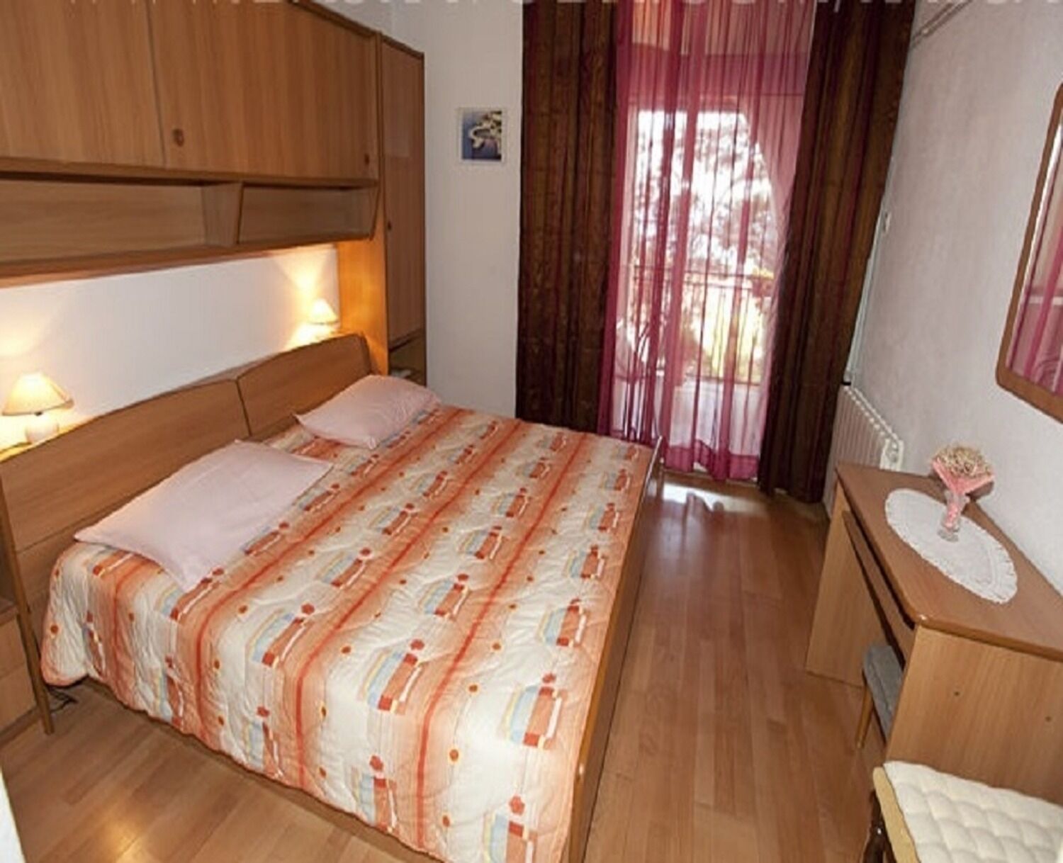 Apartments and Rooms Roza 102651-S3