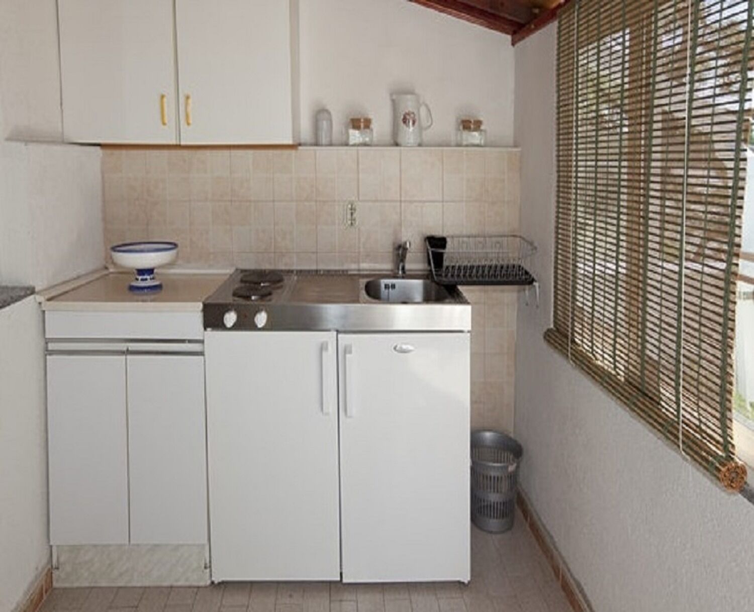 Apartments and Rooms Roza 102651-S4