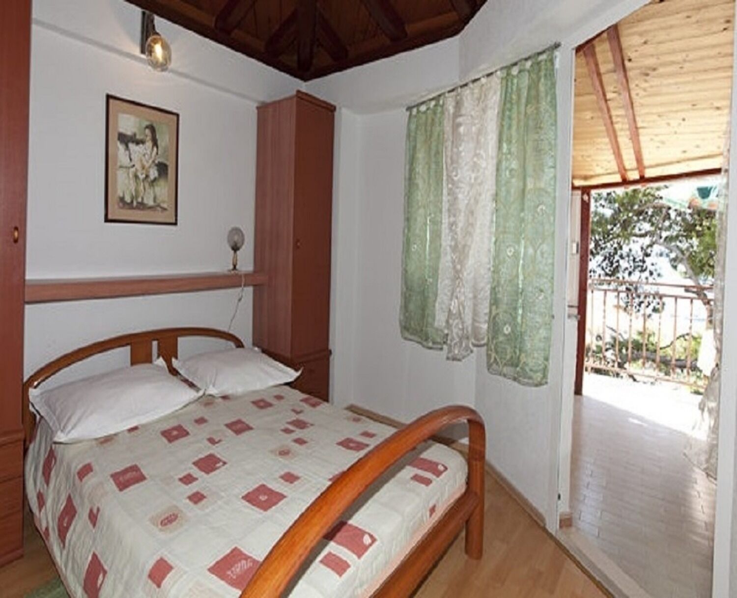Apartments and Rooms Roza 102651-S4