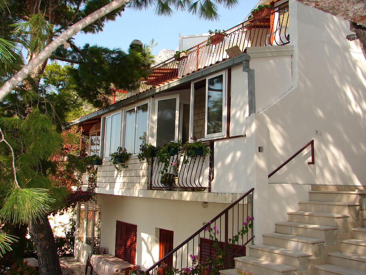 Apartments and Rooms Roza 102651-S3