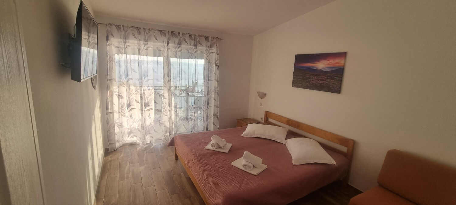 Apartments Gogi 102671-A1