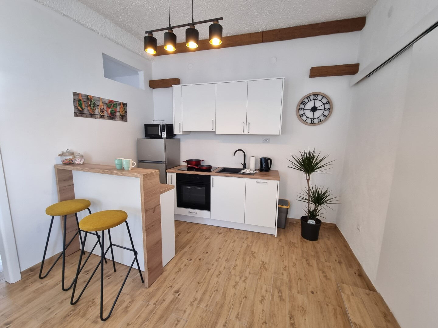 Apartments Gogi 102671-A8