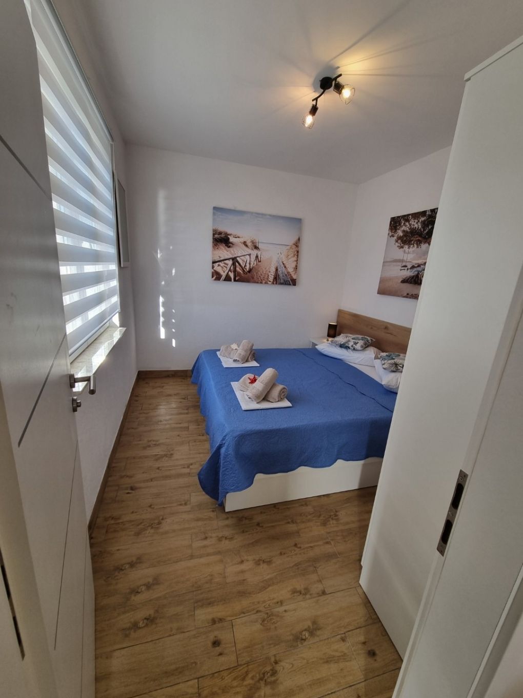 Apartments Gogi 102671-A8