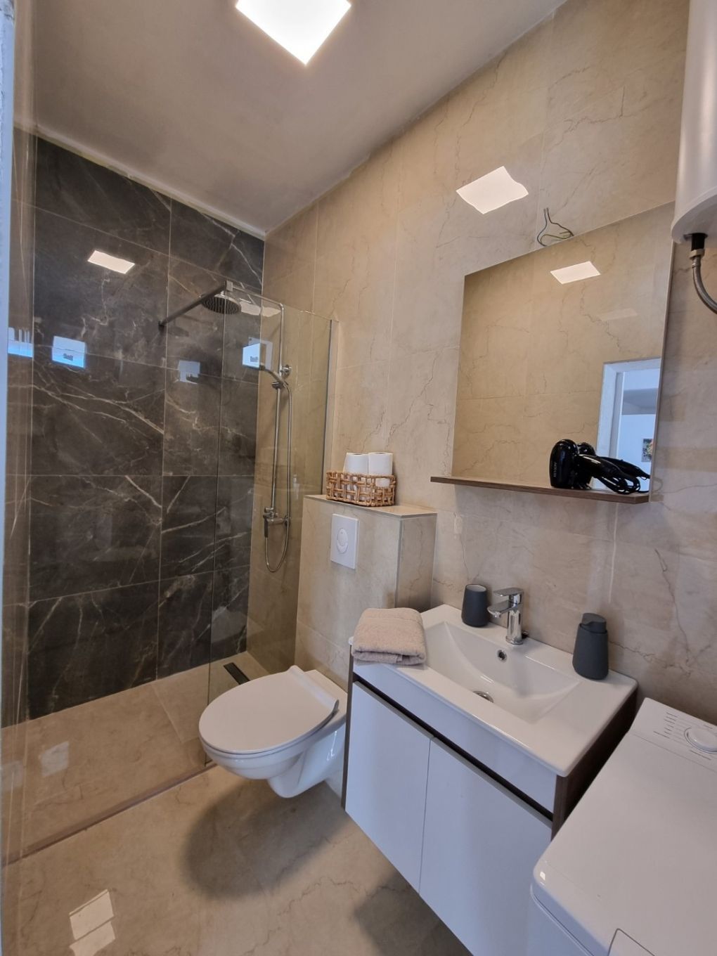 Apartments Gogi 102671-A8