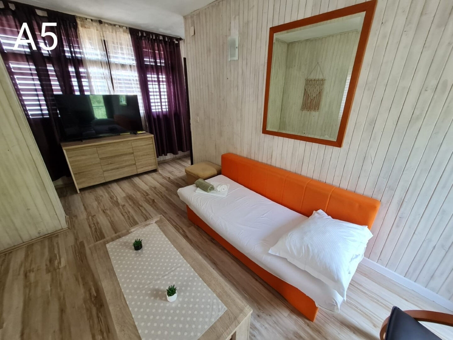 Apartments Tiho 102681-A5