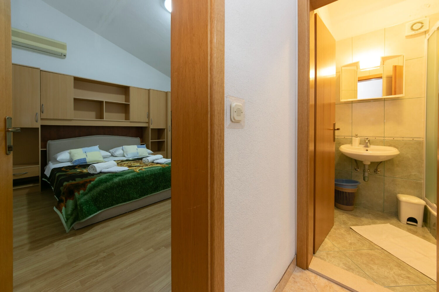 Apartments Marko 10272-A8