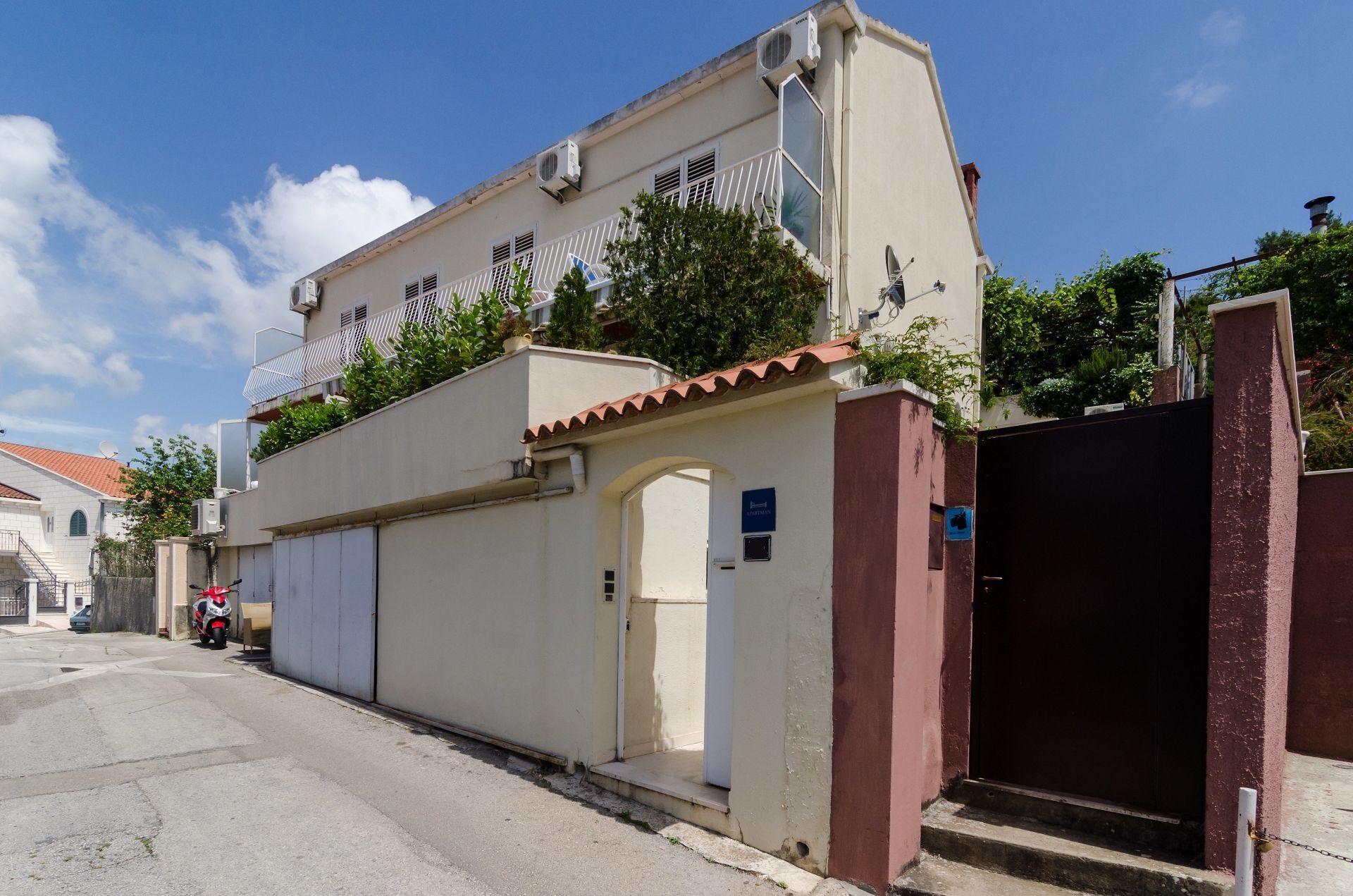 Apartment Oli 10275-A1