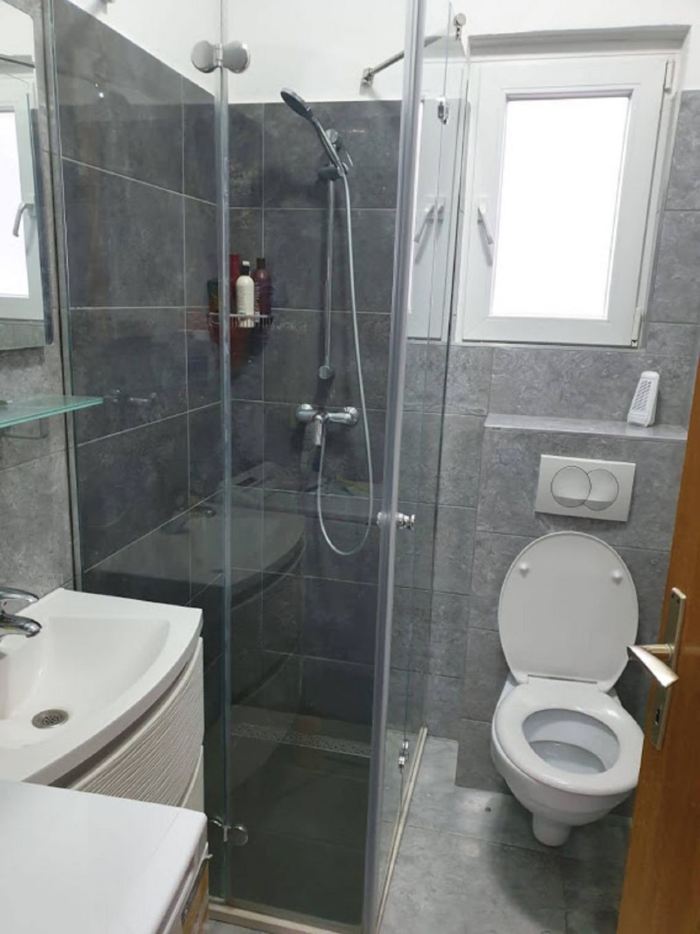Apartments Mari 102711-A1