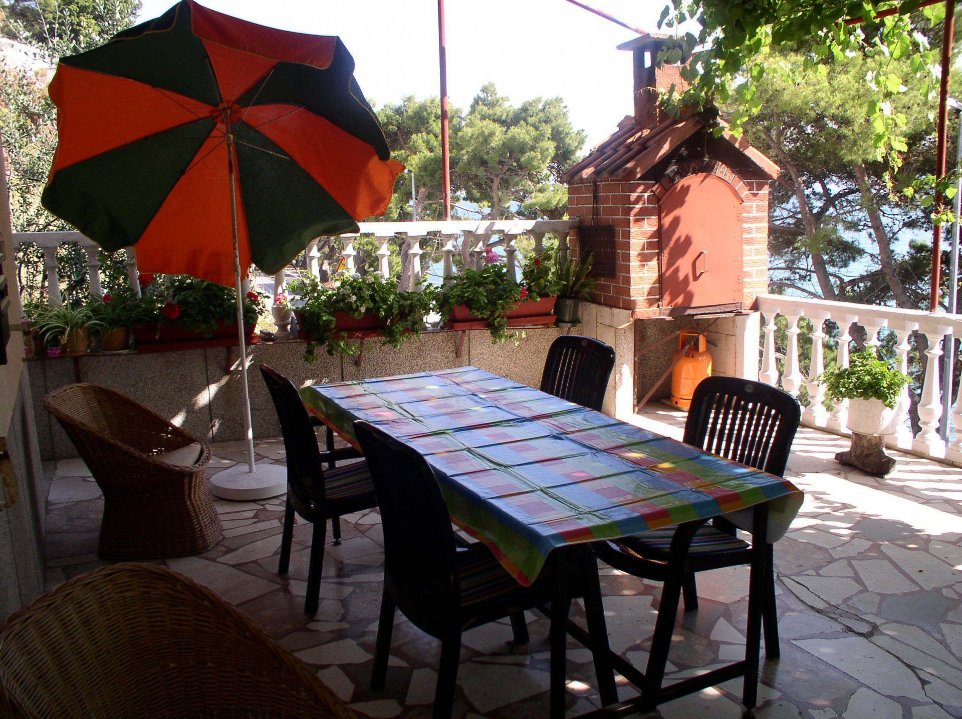 Apartments Milica 102721-A1