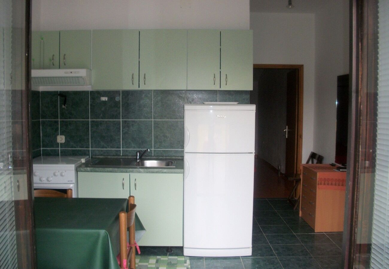 Apartments Midi 102751-A2