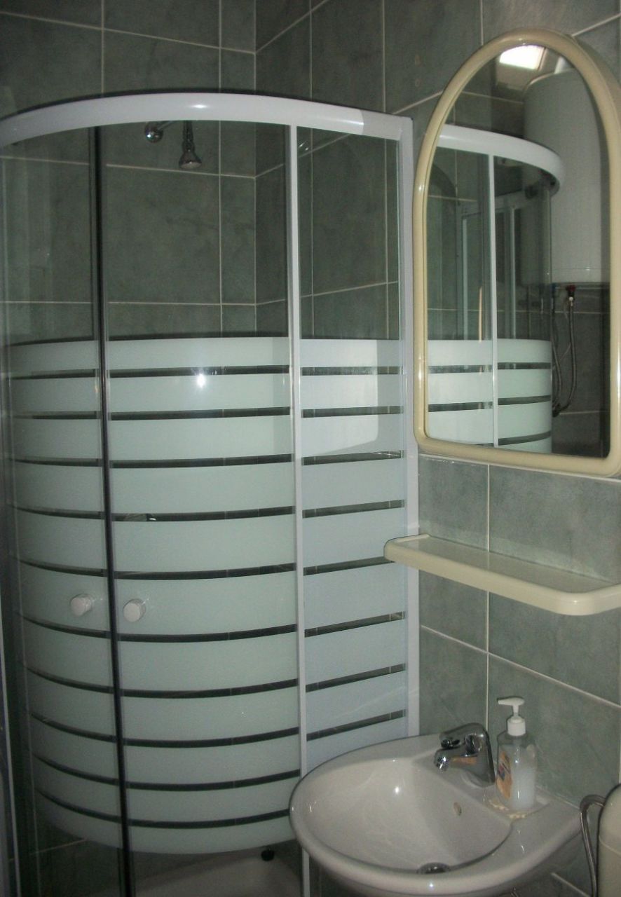 Apartments Midi 102751-A2